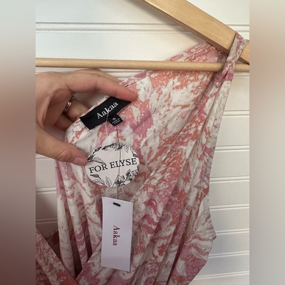 Aakaa Sunset Dinner In Figi Maxi Dress - Picture 9 of 10